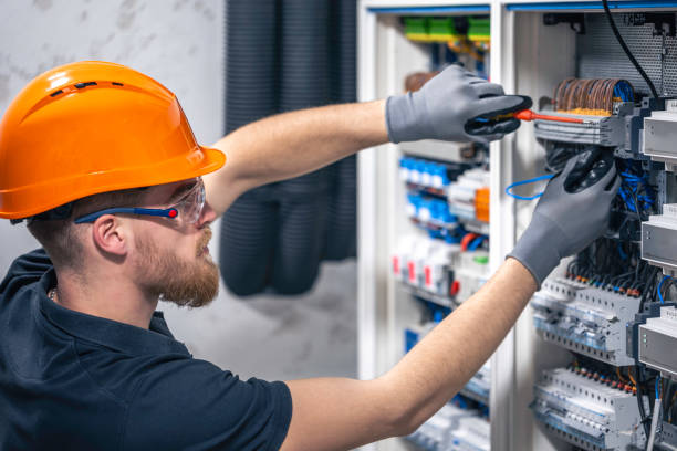 Best Circuit Breaker Repair  in Oswego, IL